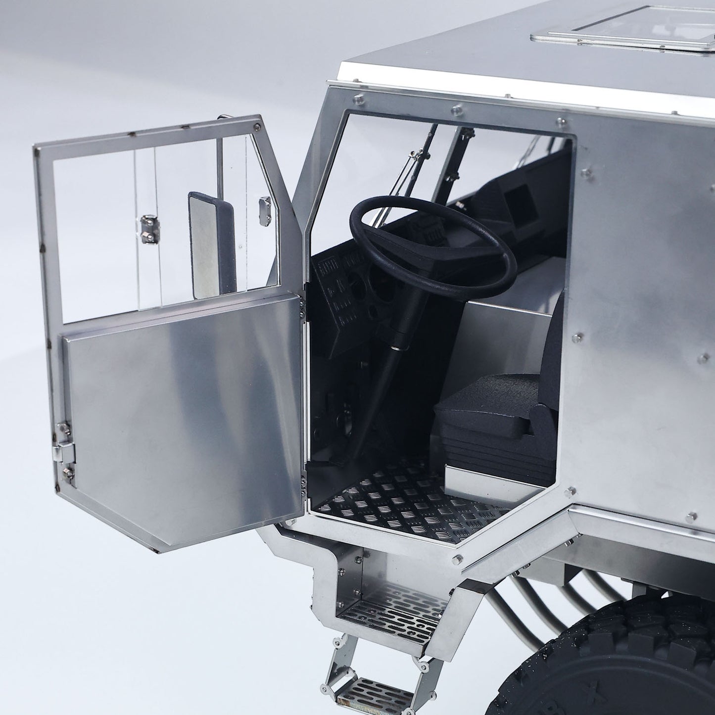 ScaleC 1/14 RC T815 TATRA 6X6 Metal Truck With Open Cab Door, Expose Steering Wheel And Simulation Interior Cabin Details