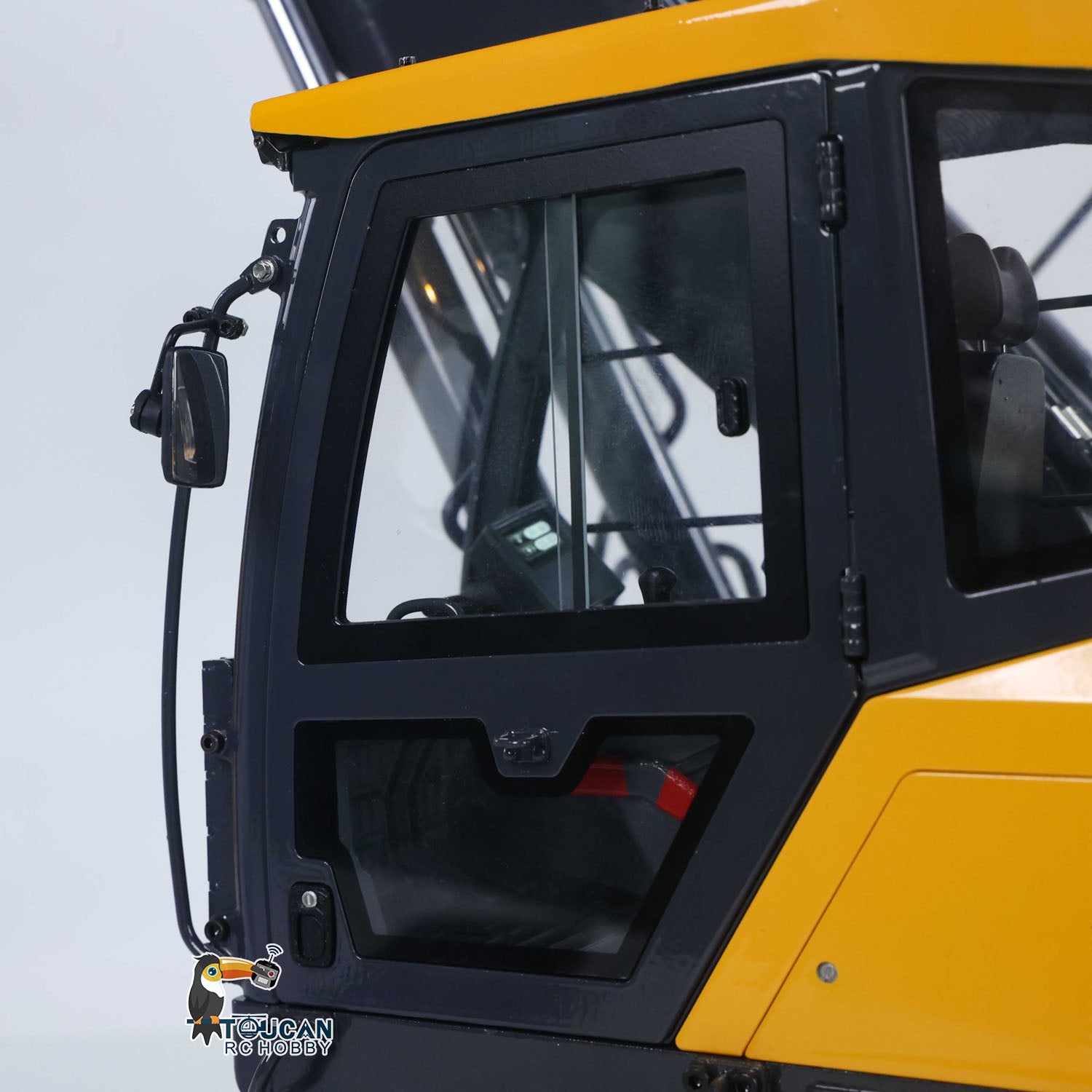 Super Frog E400 RC Excavator Cab Window Real Glass and Locking Latch Detail