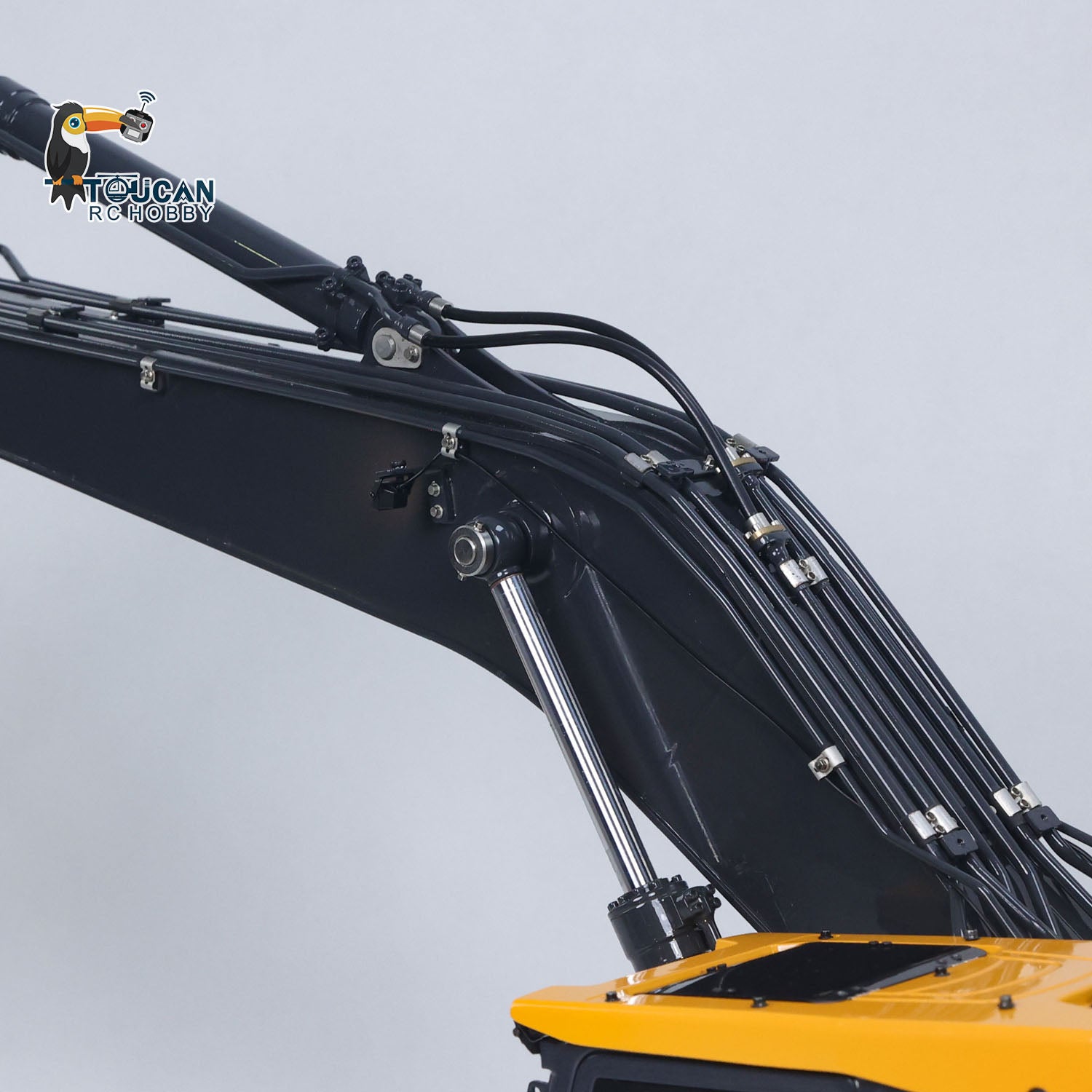 superfrog E400 RC Excavator Hydraulic Cylinder CNC Metal Detail Close Up