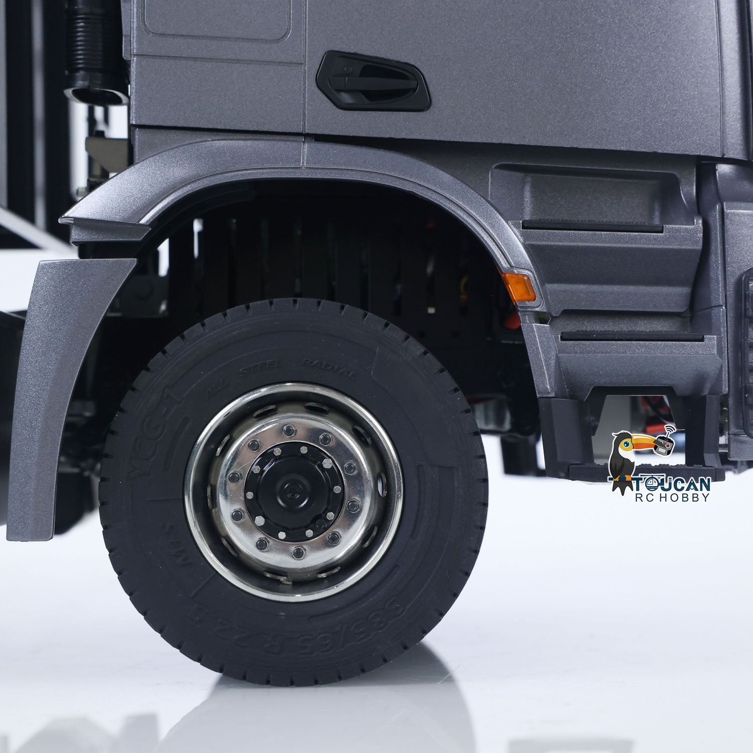 TH-X 1/14 6x6 RC Dump Truck Wheel and Tire Detail