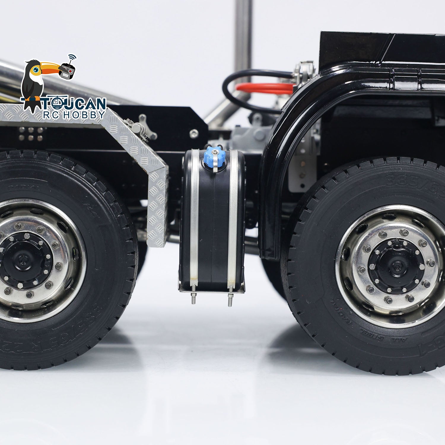 Toucan 1/14 RC 8x8 Roll-Off Dump Truck SC-G88 Chassis Axle, Tire and Suspension Close-up Heavy-Duty 8x8 RC Tipper Truck Parts