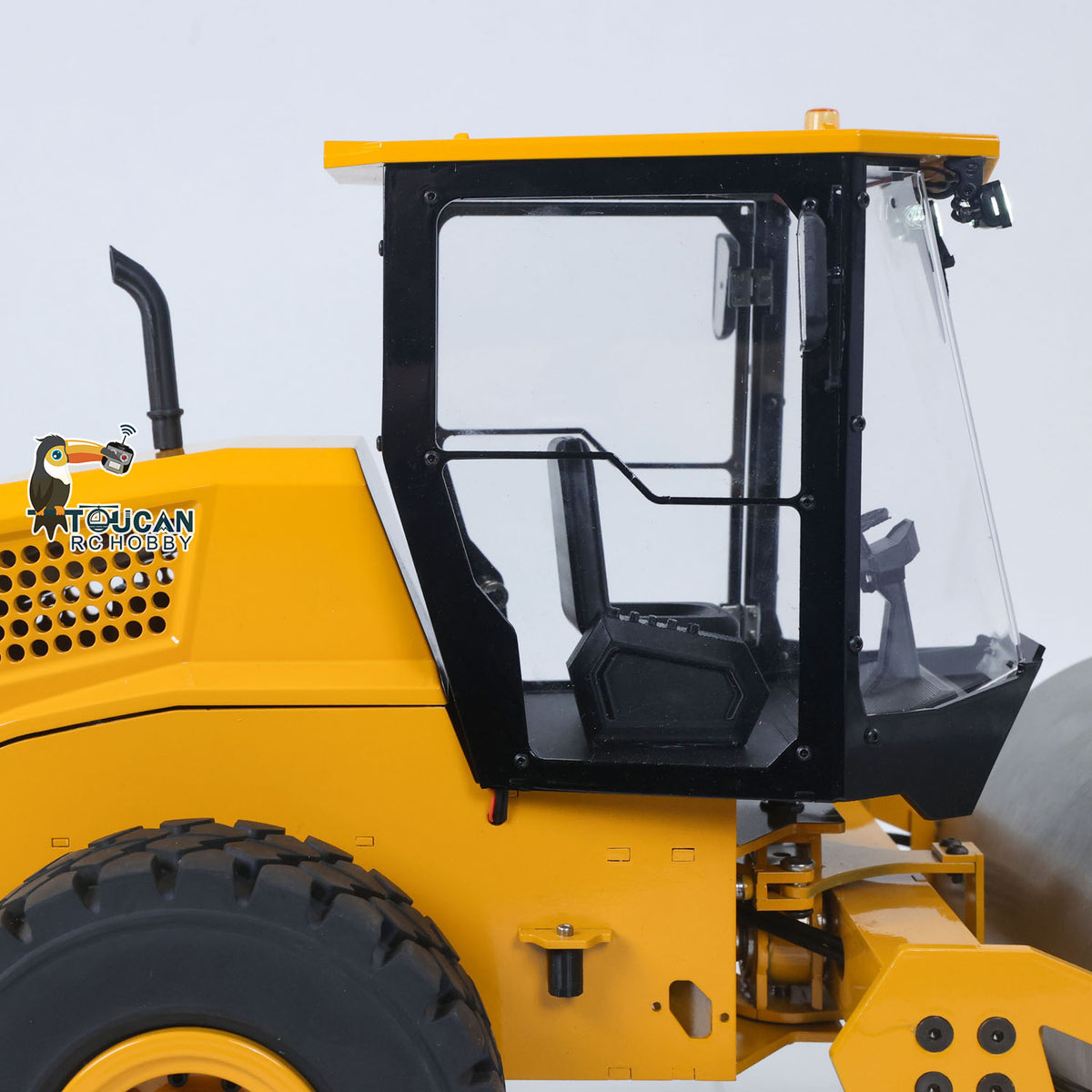 TOUCAN BSM CS11 1/12 Hydraulic Road Roller Cabin Right Side View, Side Body Panel & Cab Structure Detail, High-Quality Metal Construction