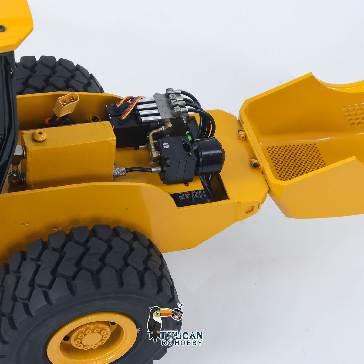 TOUCAN BSM CS11 1/12 Hydraulic Road Roller Open Equipment Compartment View, Internal Motor & Hydraulic Components Detail, Rechargeable Battery System