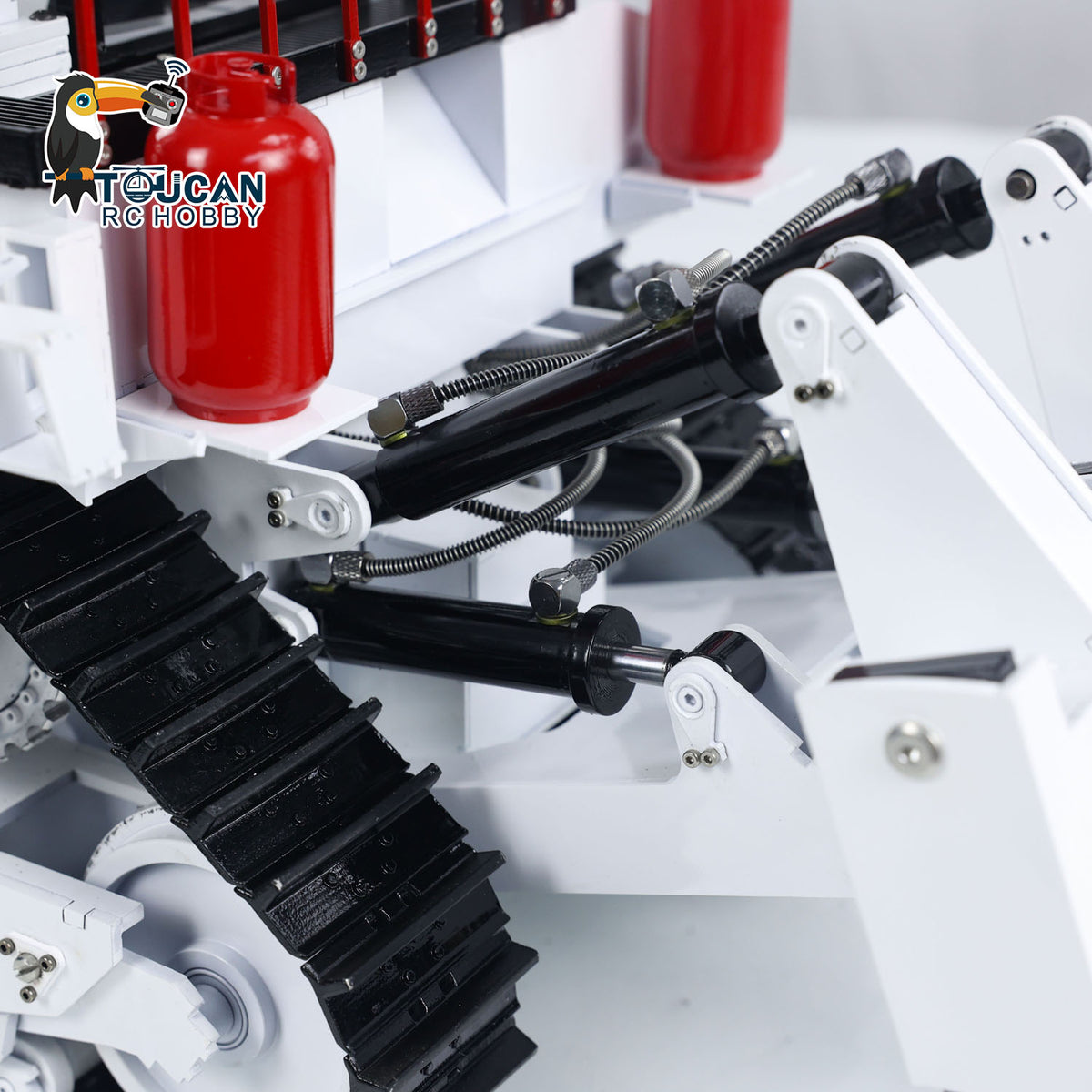 TOUCAN BSM D11T 1/14 Hydraulic Bulldozer Boom Hydraulic Joint Close-Up, Articulated Cylinder & Lifting Mechanism Detail