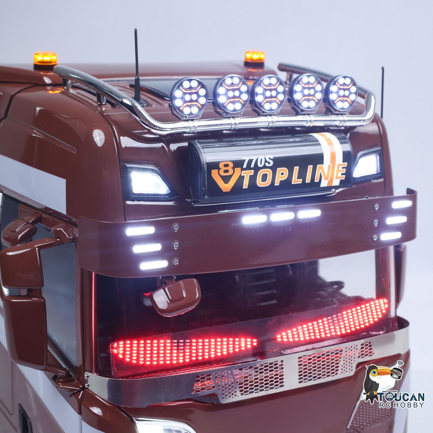 TOUCAN SC 770S RC Truck Front Headlight LED System and Grille Light Detail