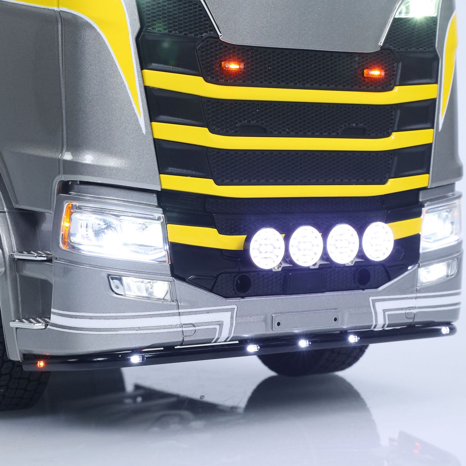 TOUCAN RC Tractor Truck Front Bumper Guard Metal Protection Detail