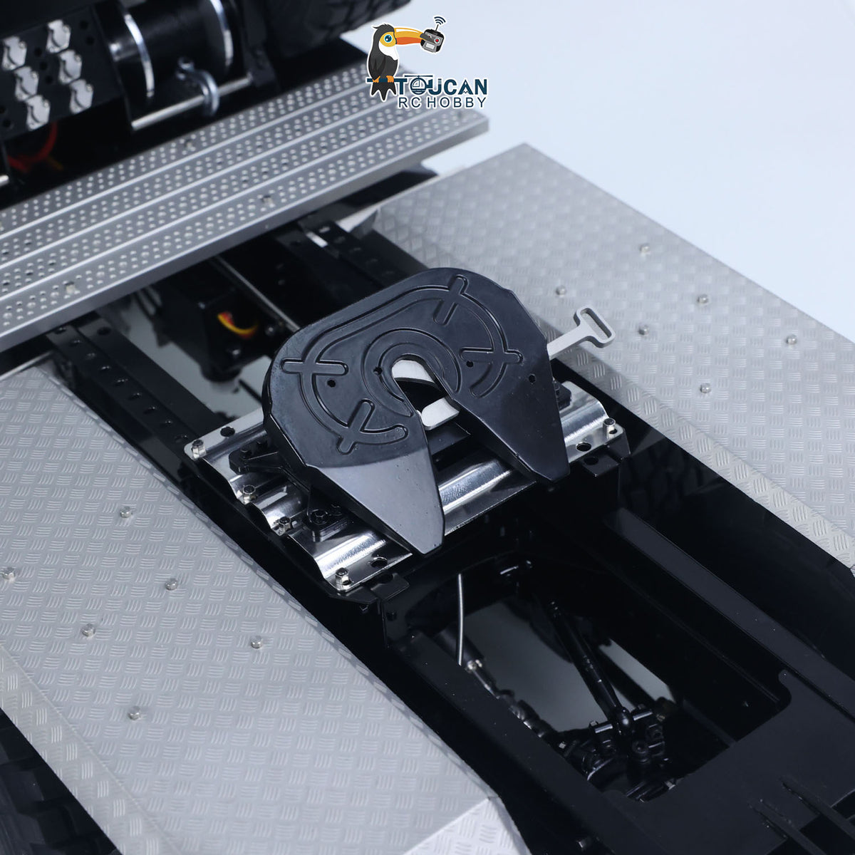TOUCAN 1/14 RC 8x8 Off‑Road Tractor Truck Remote‑Controlled Metal Winch Close‑Up, Internal Mechanical Winch Components