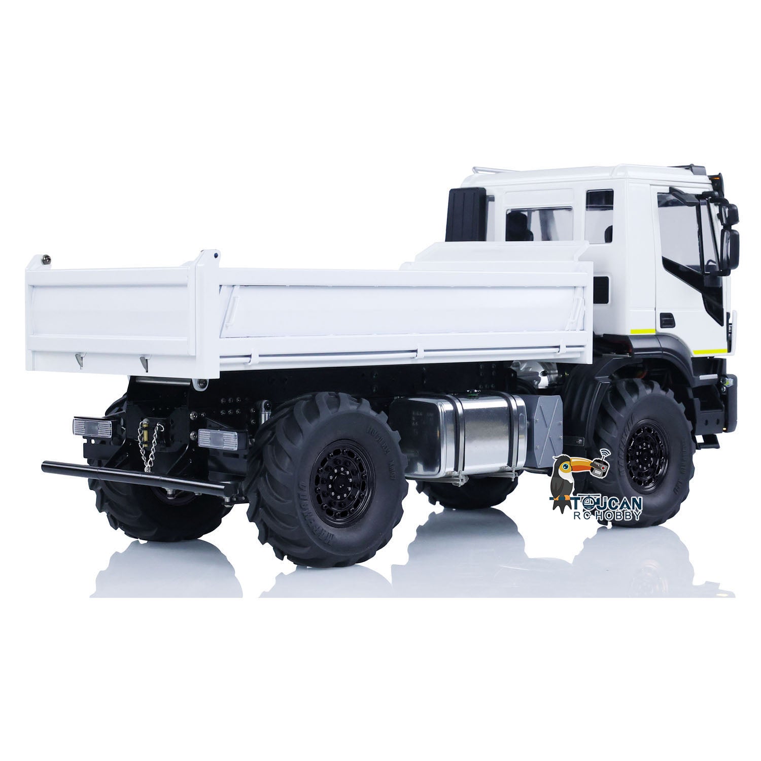TOUCAN MD 1/14 RC 4x4 Hydraulic Dump Truck Right Rear Oblique Shot, Heavy‑Duty Chassis, Off‑Road Monster Tires, Pre‑Assembled RC Tipper Lorry