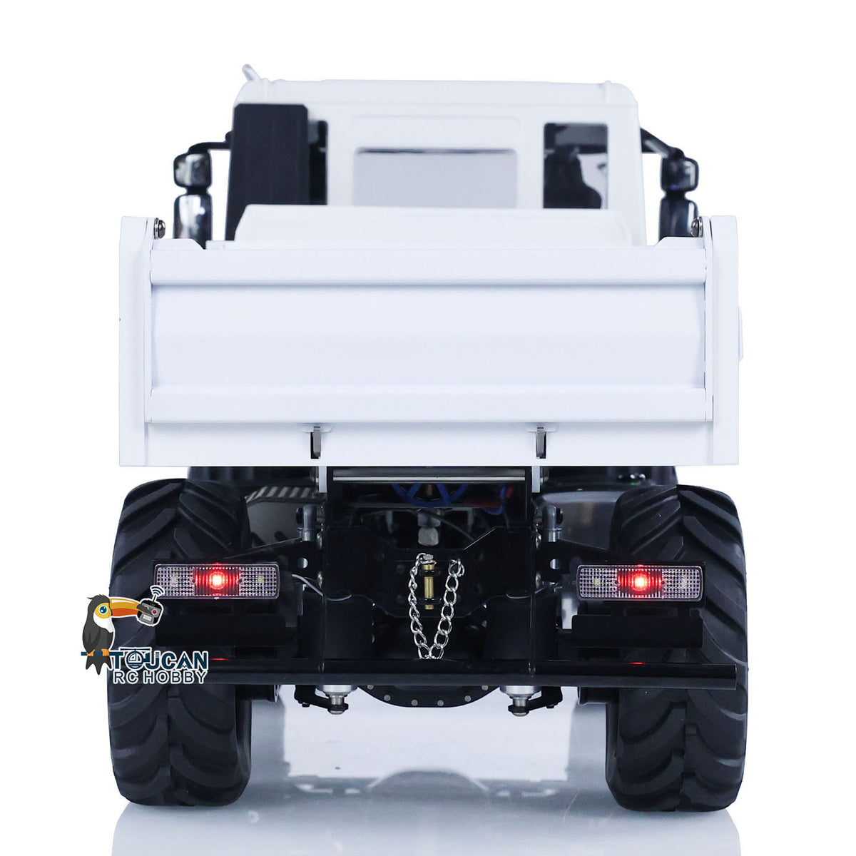 TOUCAN MD 1/14 RC 4x4 Hydraulic Dump Truck Straight Rear View, Rear Taillight Assembly, Hanging Safety Chain, Closed White Cargo Bed Rear Panel