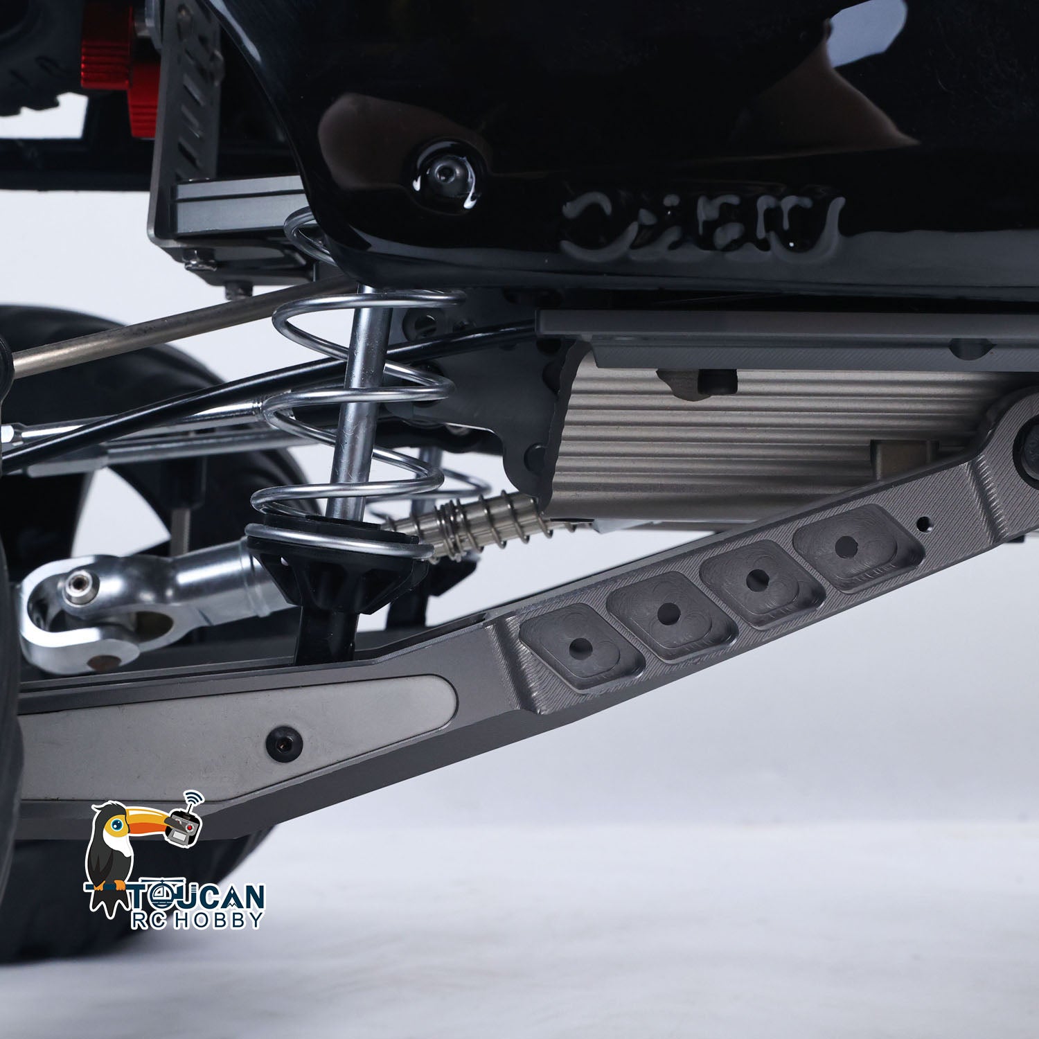 UFRC GR1Pro 1/5 RC rock crawler undercarriage detail
