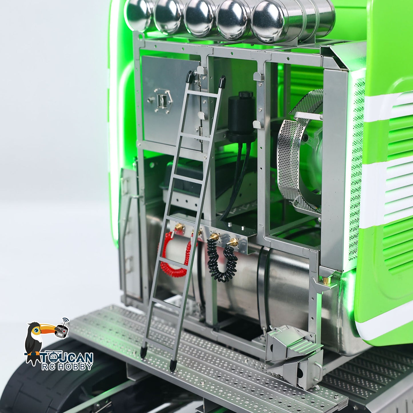 Unitru 01 3363 1/14 RC Tractor Truck Rear Cab Detail