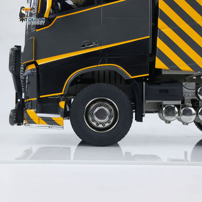 Unitru 02 FH16 RC Tractor Truck 10x10 Metal Wheel and Axle Detail