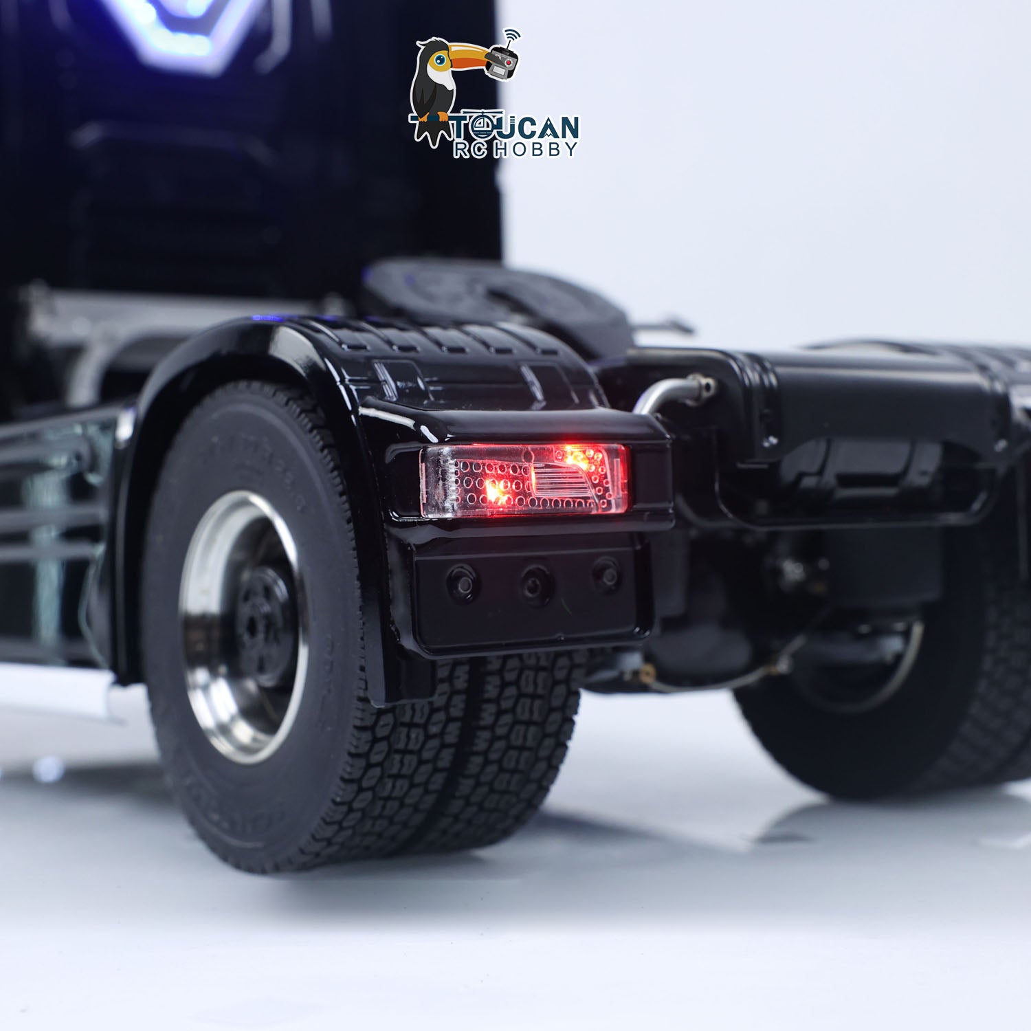 Unitru 05 770S RC Truck Rear Tail Lights and V8 Exhaust Lighting Detail