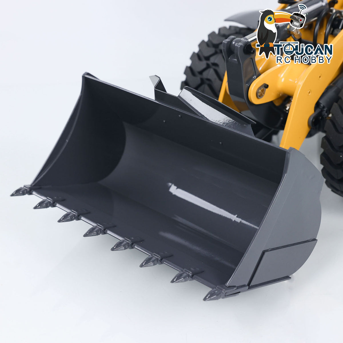 XDRC 580 1/14 RC Hydraulic Wheel Loader Digging Bucket Close-Up, Reinforced Bucket Teeth, Compatible With Quick Attachment System