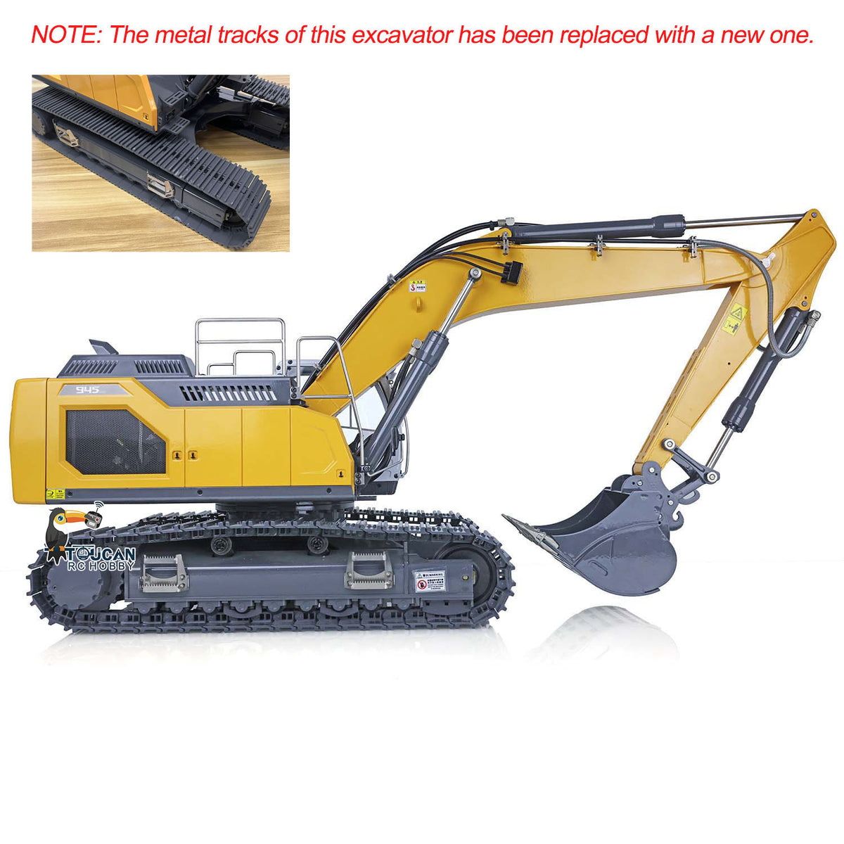 XDRC 945 1/14 Hydraulic Excavator Right Side Working Pose, Full Boom & Arm Hydraulic Motion Range, Realistic Engineering Vehicle Proportions