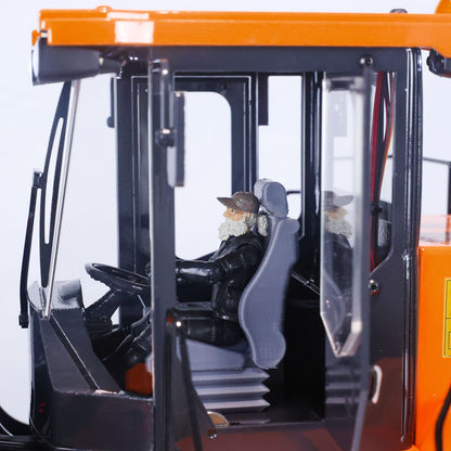 XDRC‑470 1/14 RC Hydraulic Wheel Loader Cabin Interior Close‑Up, Complete Simulation Cab With Operator Figure