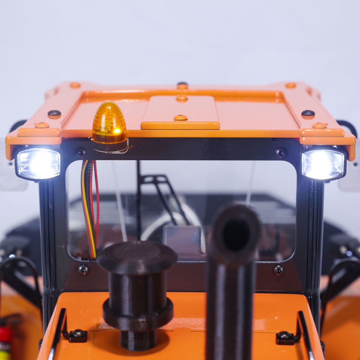 XDRC‑470 1/14 RC Hydraulic Wheel Loader Cabin Roof Close‑Up, Functional Warning Lamp And Working Light Assembly