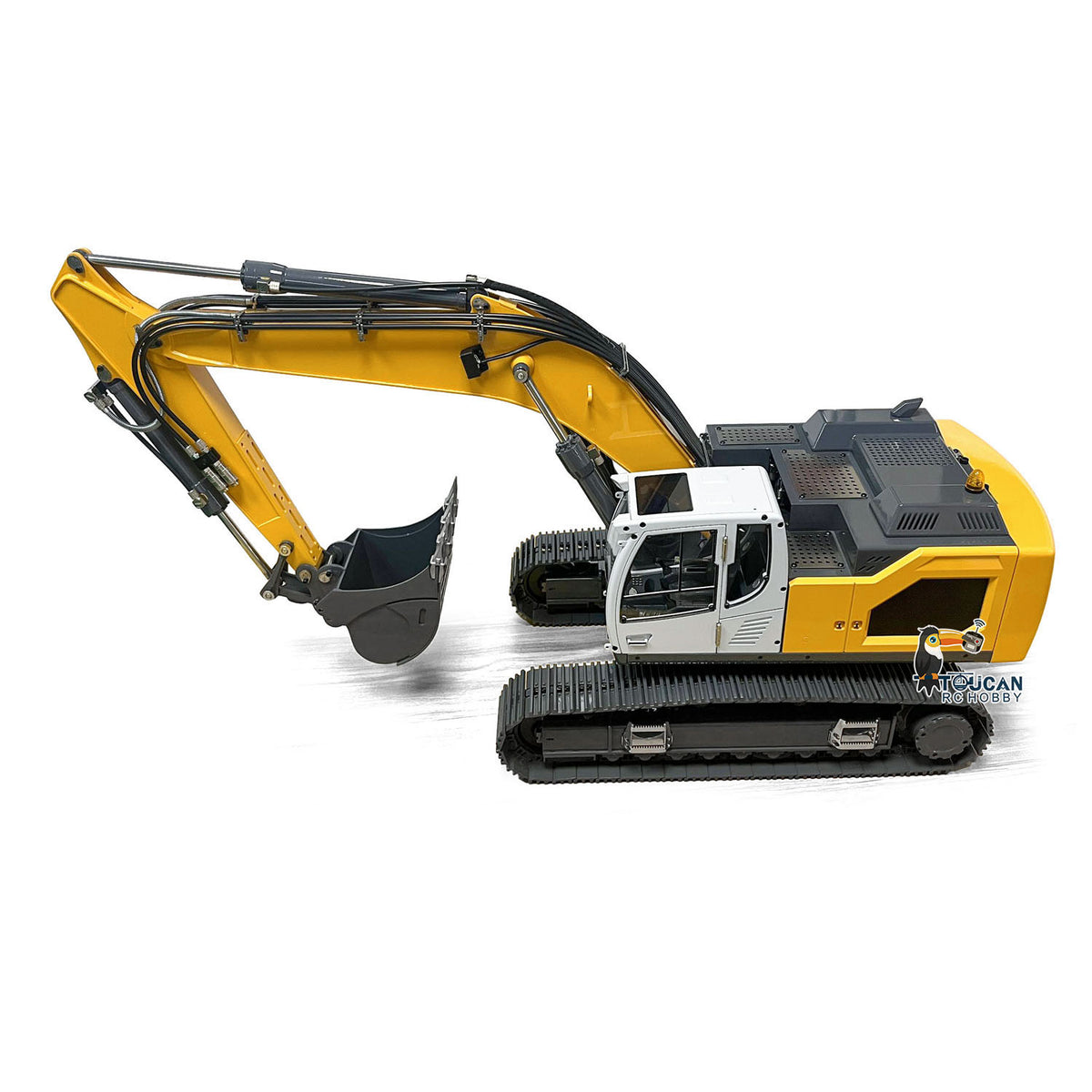 XDRC‑945 1/14 RC Hydraulic Excavator Yellow Retracted Boom Parking Pose, 3.5MPA Rated Brushless Hydraulic Pump, Almost Full‑Metal Construction