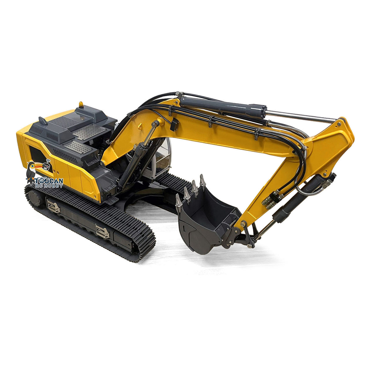 XDRC‑945 1/14 RC Hydraulic Excavator Yellow Slewing Side Working Pose, High‑Simulation RC Construction Engineering Model